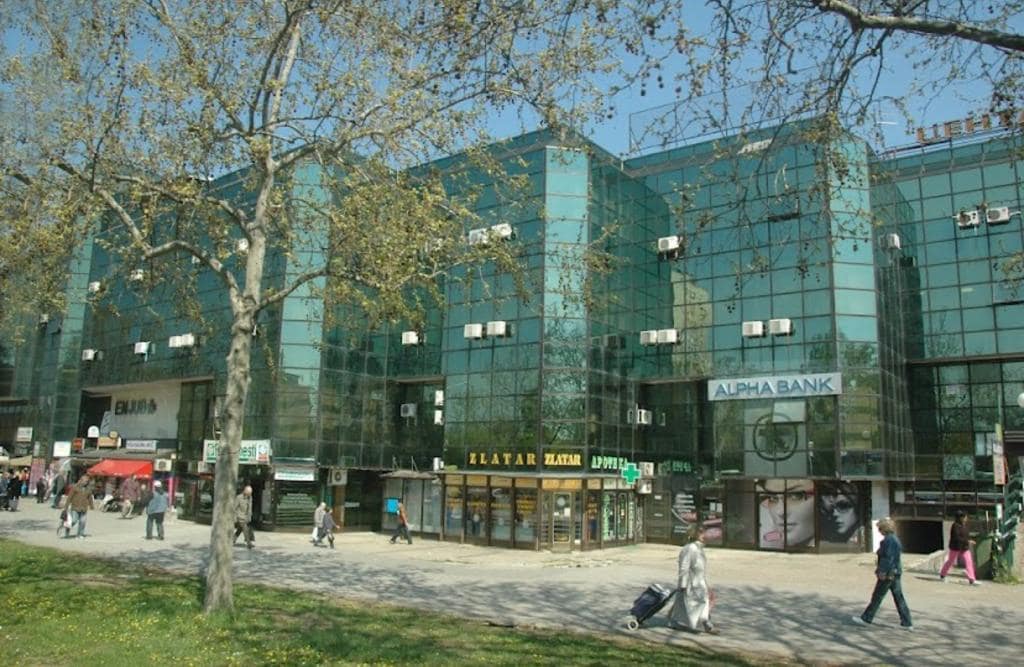 Tržni centar Stari Merkator, Palmira Toljatija 5, 